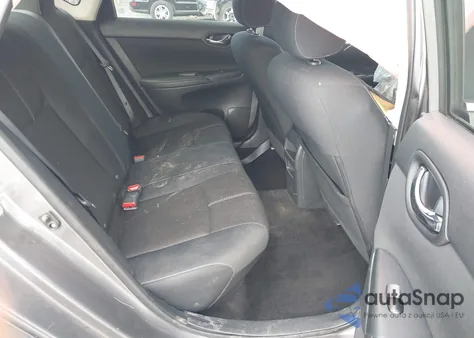 2017 Nissan Sentra S z USA, uszkodzony, nr VIN 3N1AB7AP1HY210291